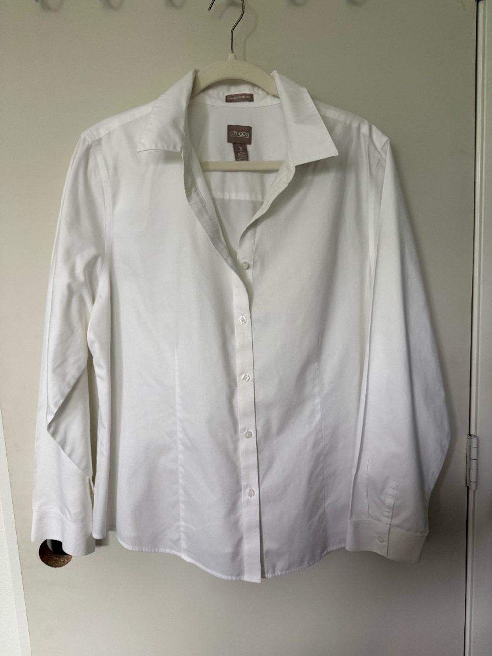Chico's Size 3 White Blouse